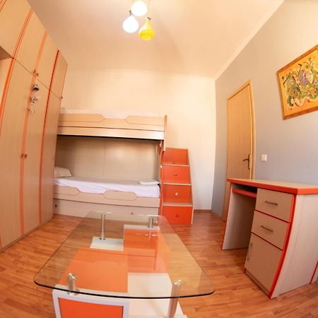 Апартаменти Apartament Egzoni City Center Берат Екстер'єр фото