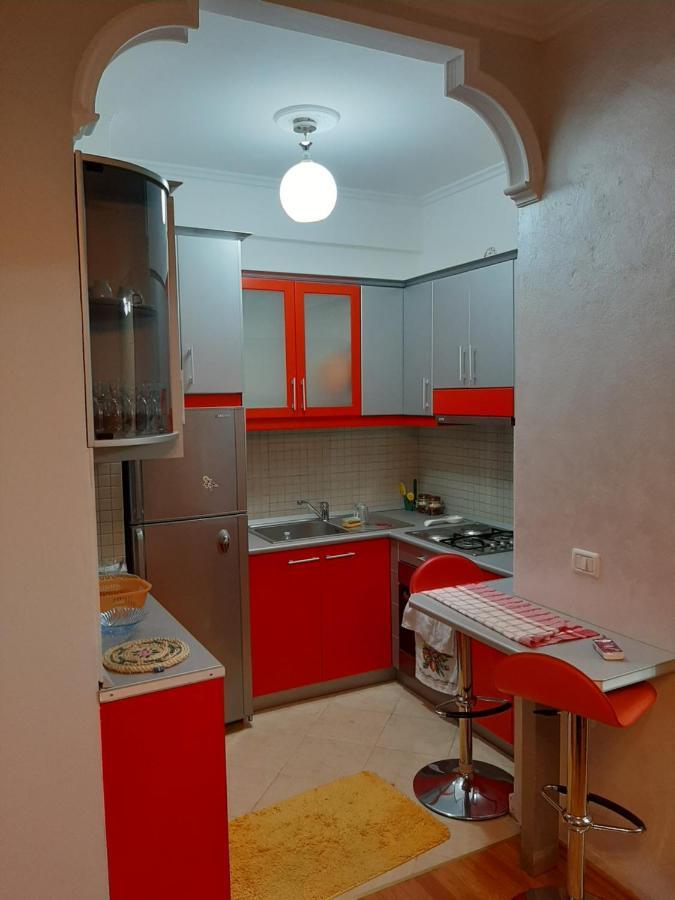 Апартаменти Apartament Egzoni City Center Берат Екстер'єр фото