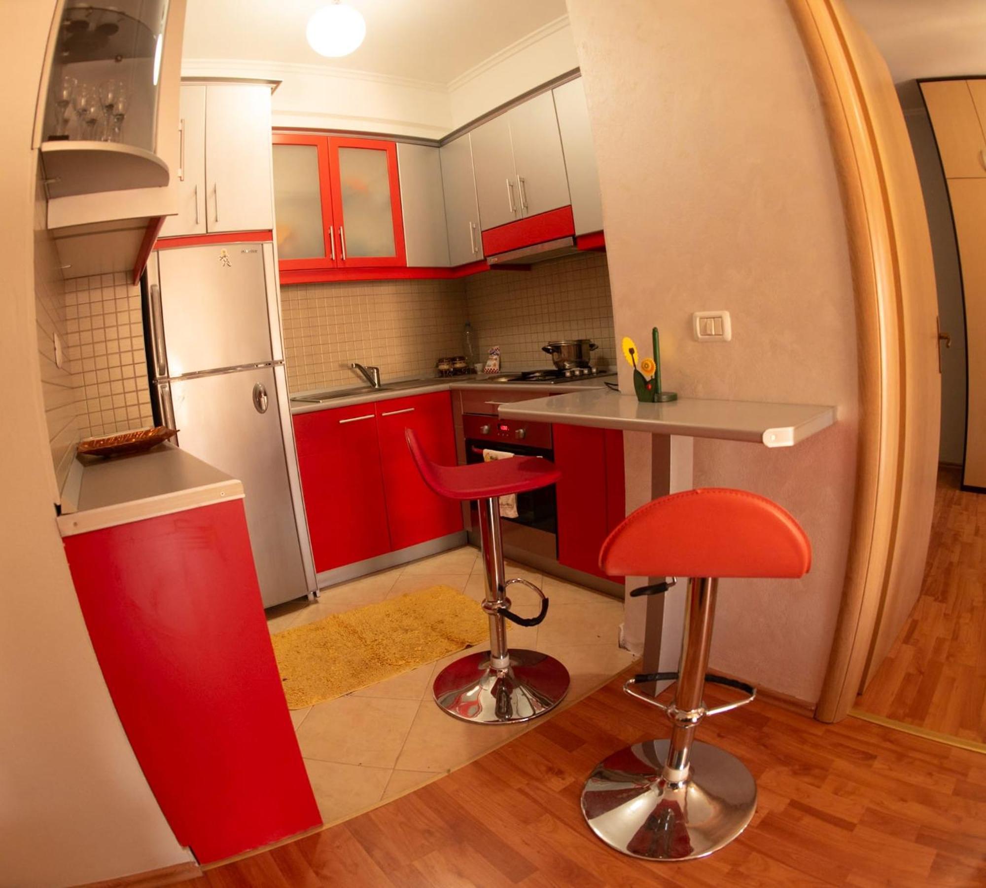 Апартаменти Apartament Egzoni City Center Берат Екстер'єр фото